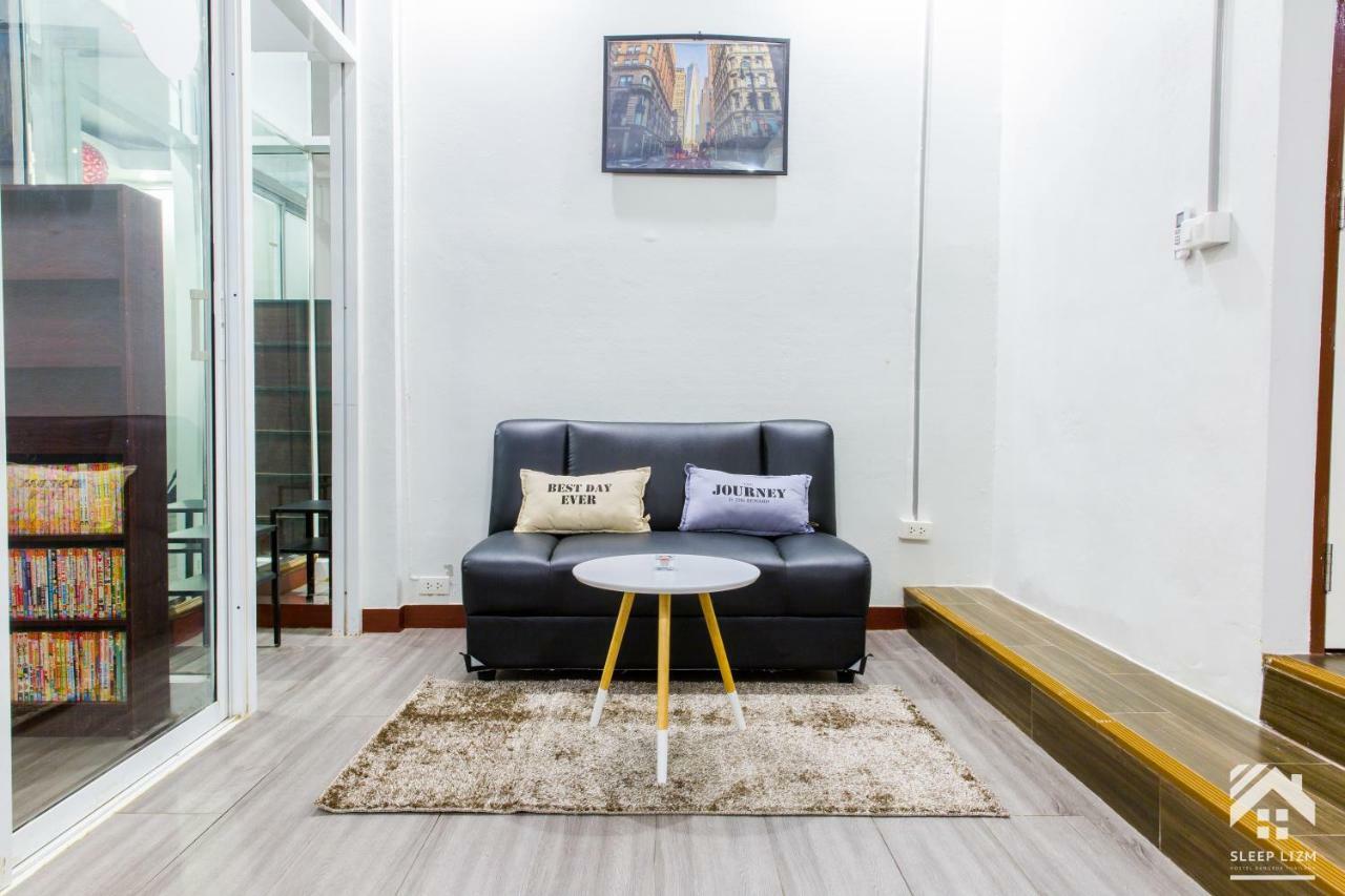 Sleeplizm Hostel (Adults Only) Bangkok Exterior photo