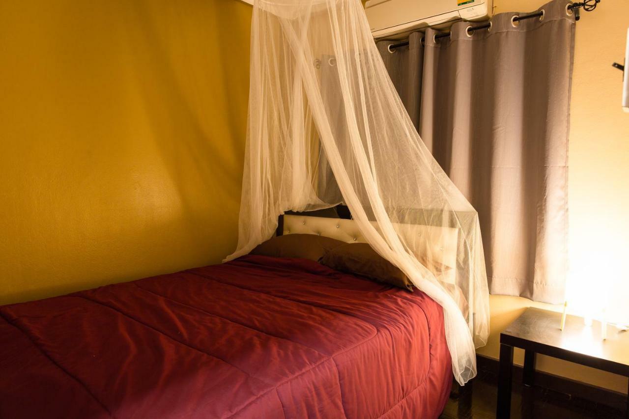 Sleeplizm Hostel (Adults Only) Bangkok Exterior photo